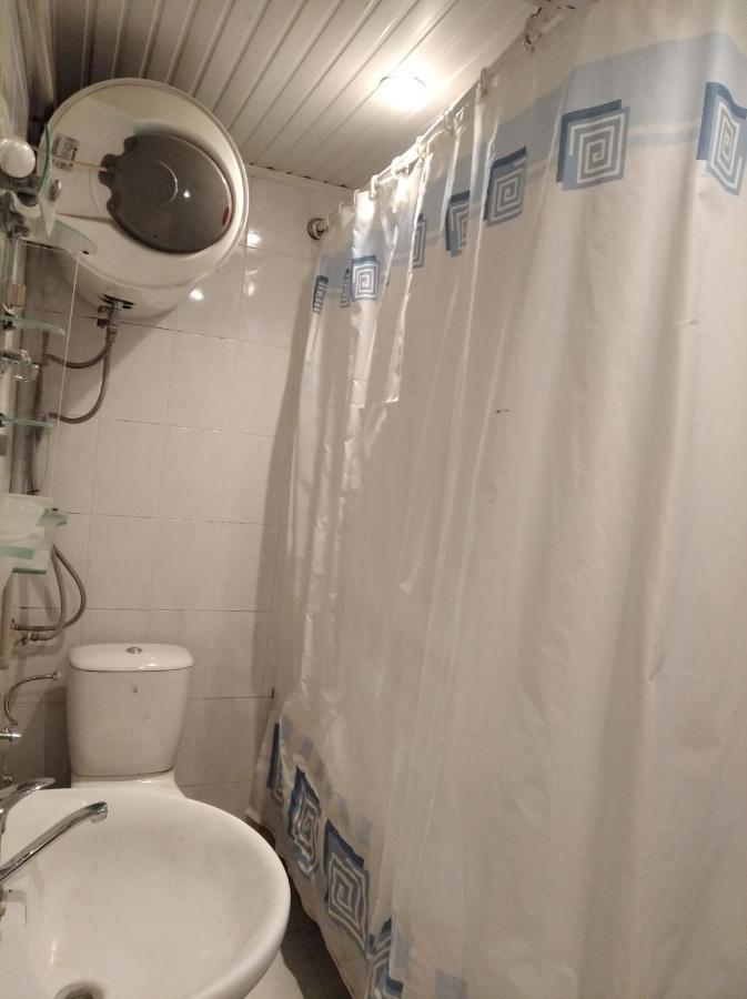 3 Room Apartment In Small Center Of Єреван Екстер'єр фото